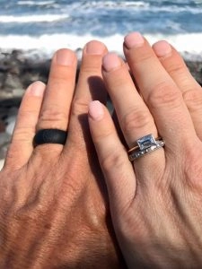 maui-rings-silicone-and-gold-wedding-rings